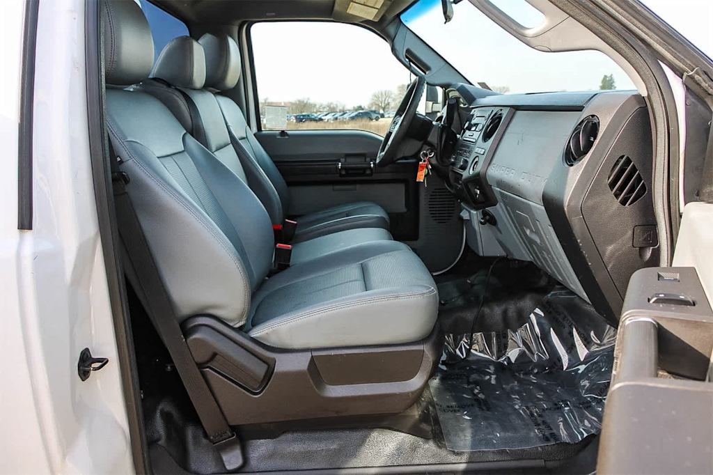 Thumbnail: 2015 Ford F-450 - 7