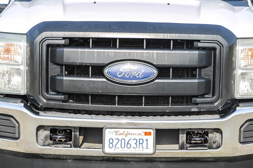 Thumbnail: 2015 Ford F-450 - 17