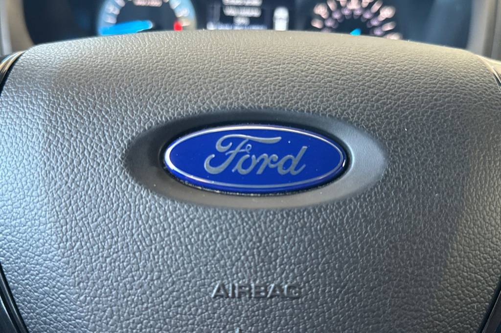 Thumbnail: 2018 Ford Explorer - 29