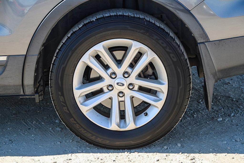 Thumbnail: 2013 Ford Explorer - 22