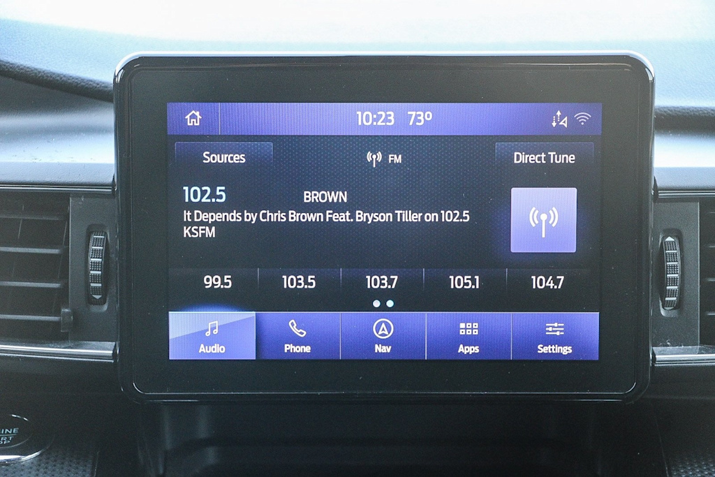 Thumbnail: 2022 Ford Explorer - 22