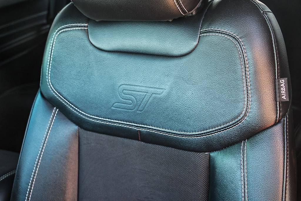 Thumbnail: 2022 Ford Explorer - 27