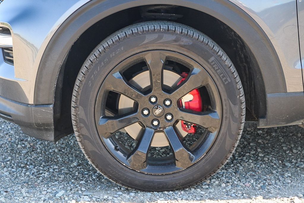 Thumbnail: 2022 Ford Explorer - 6