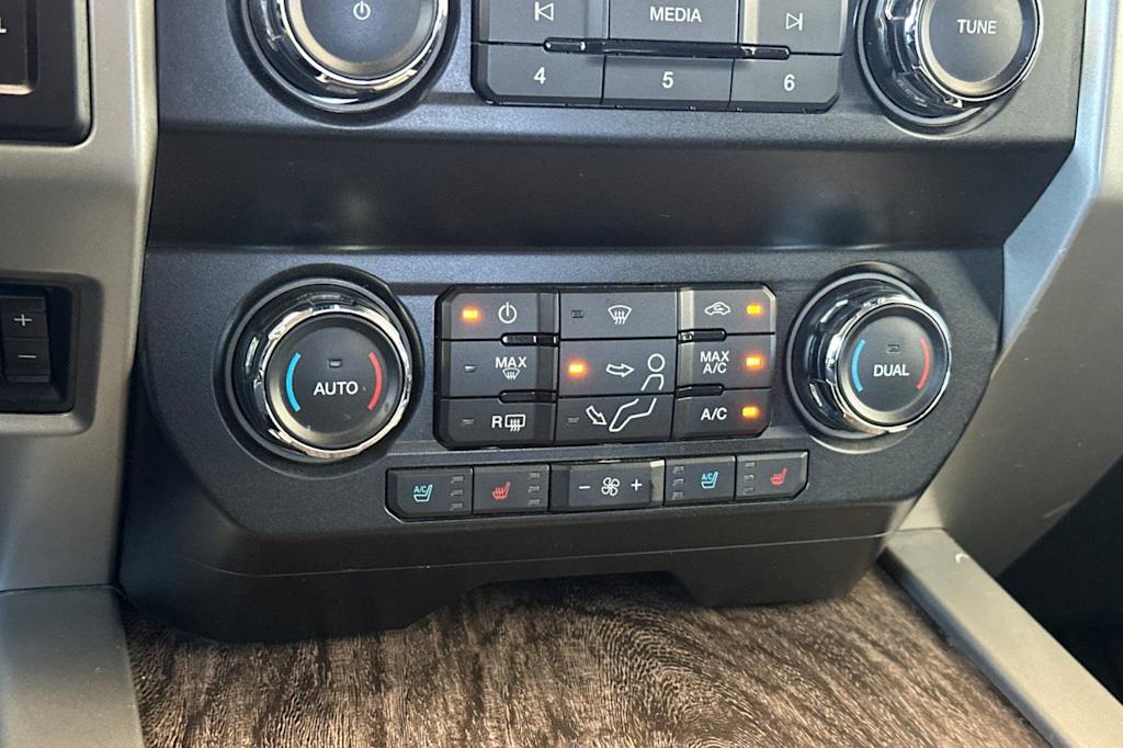 Thumbnail: 2019 Ford F-250 - 26