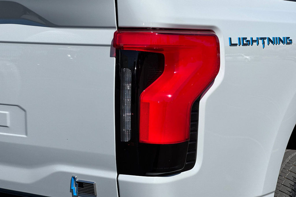 Thumbnail: 2023 Ford F-150 - 32