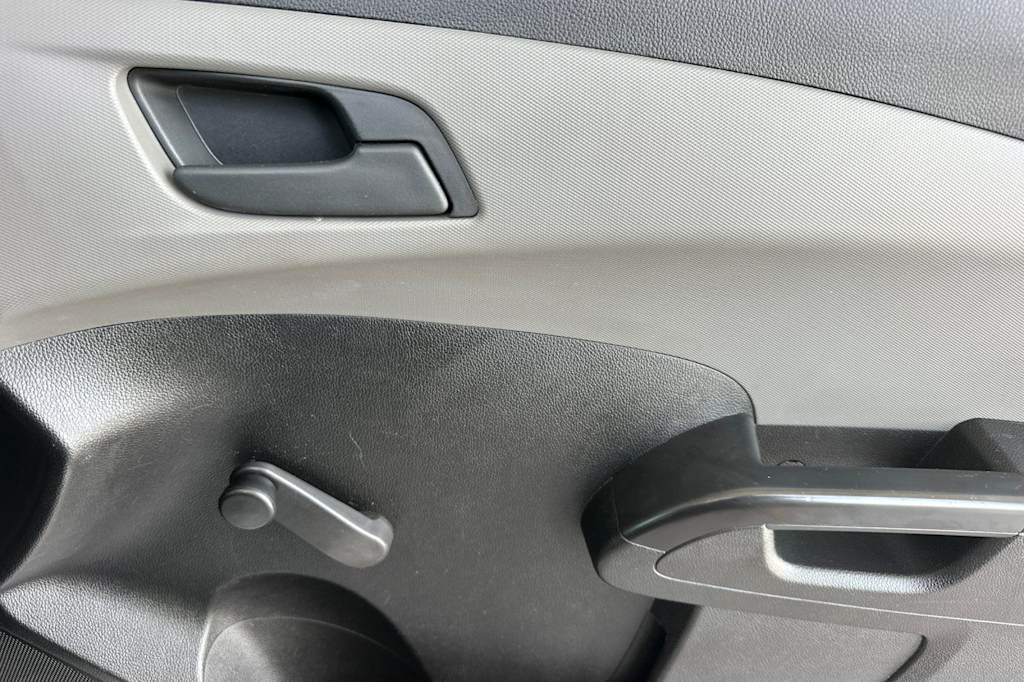 Thumbnail: 2015 Chevrolet Sonic - 23