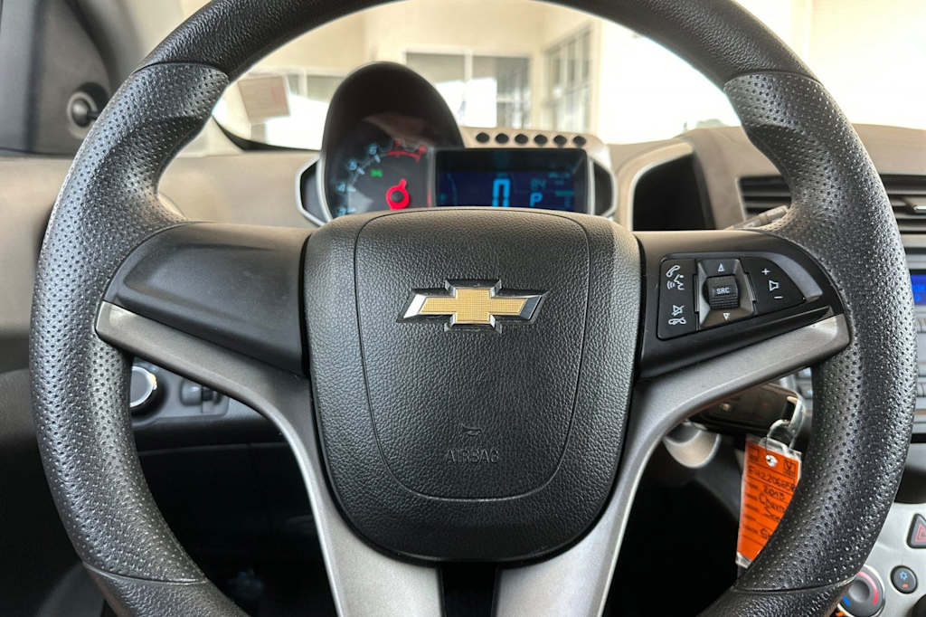 Thumbnail: 2015 Chevrolet Sonic - 12