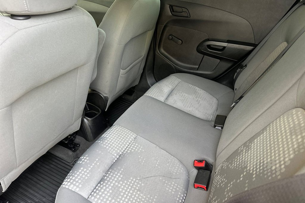 Thumbnail: 2015 Chevrolet Sonic - 11
