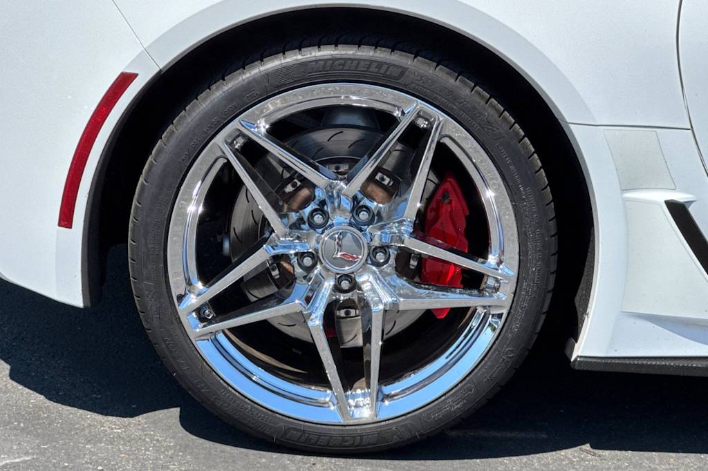 Thumbnail: 2018 Chevrolet Corvette - 6