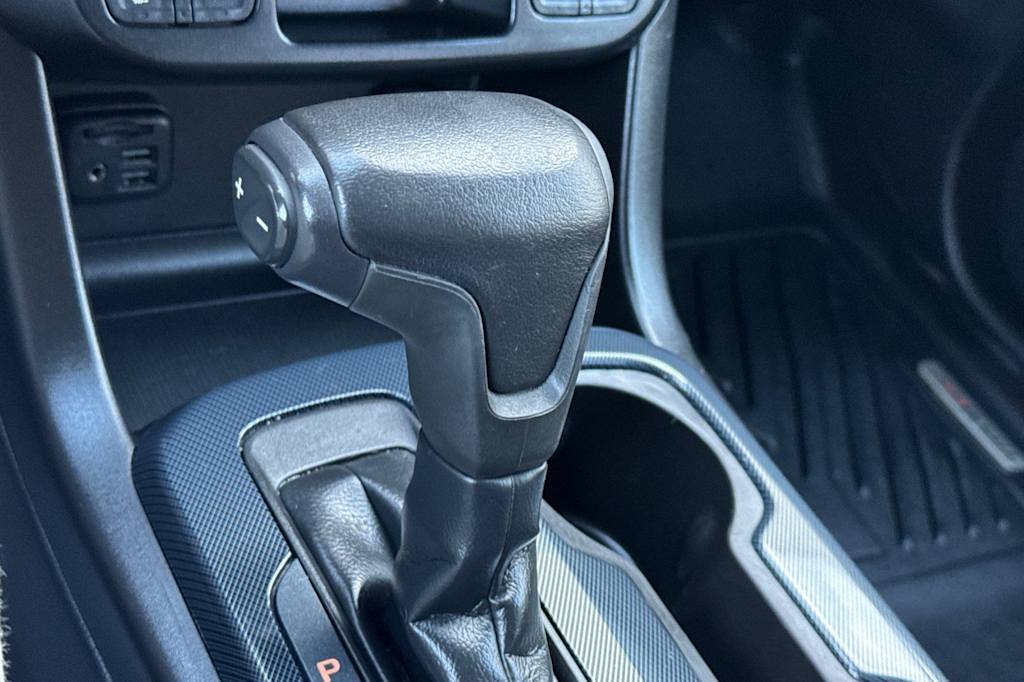 Thumbnail: 2021 Chevrolet Colorado - 13