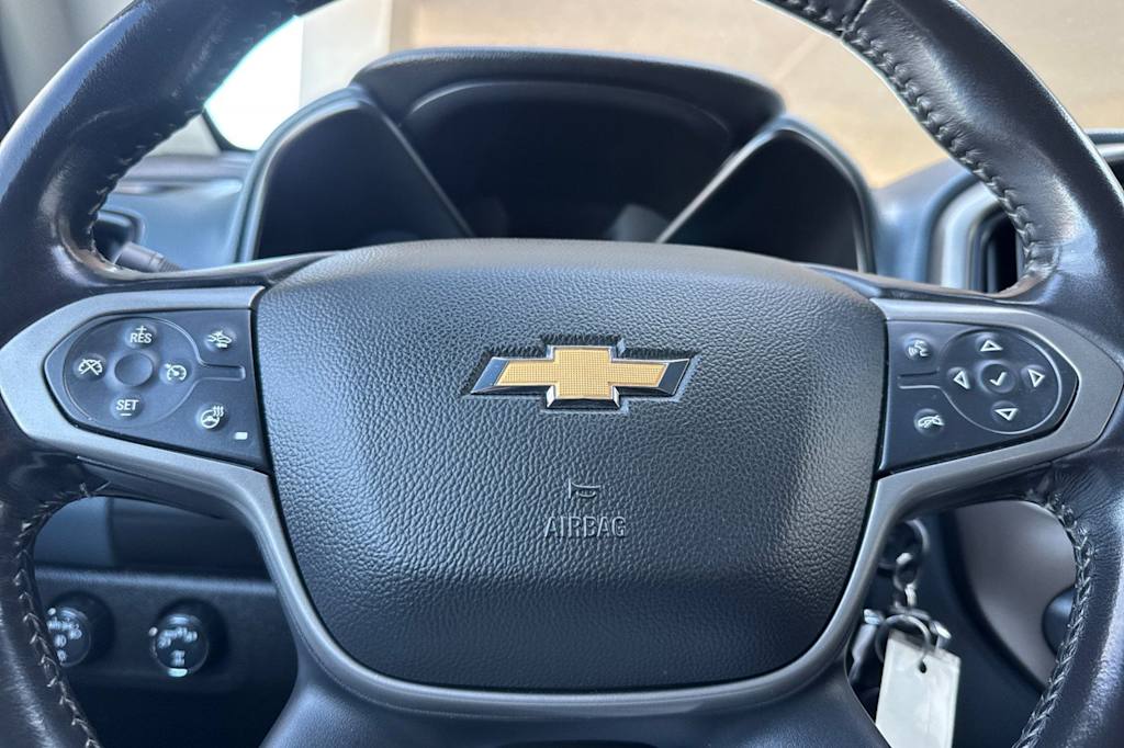 Thumbnail: 2021 Chevrolet Colorado - 26
