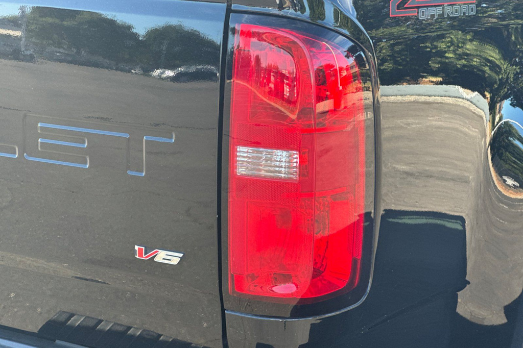 Thumbnail: 2021 Chevrolet Colorado - 30