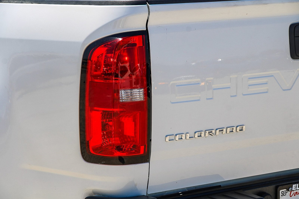 Thumbnail: 2021 Chevrolet Colorado - 21