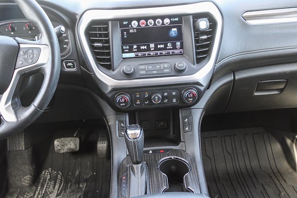 Thumbnail: 2017 GMC Acadia - 9