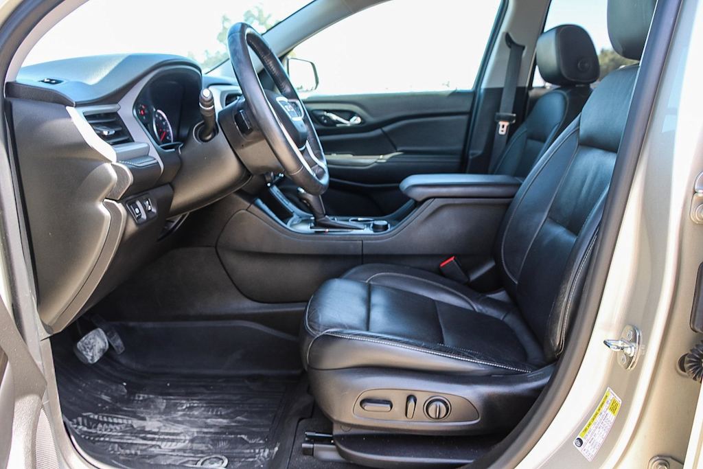 Thumbnail: 2017 GMC Acadia - 11