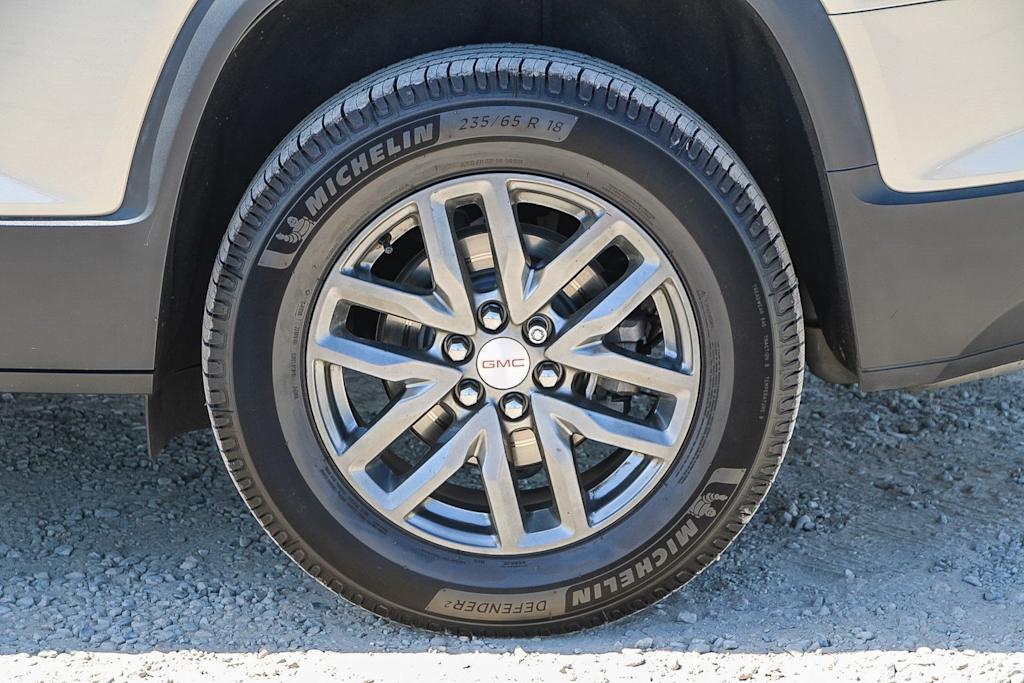 Thumbnail: 2017 GMC Acadia - 21