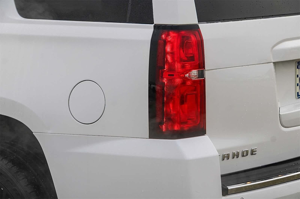 Thumbnail: 2020 Chevrolet Tahoe - 20