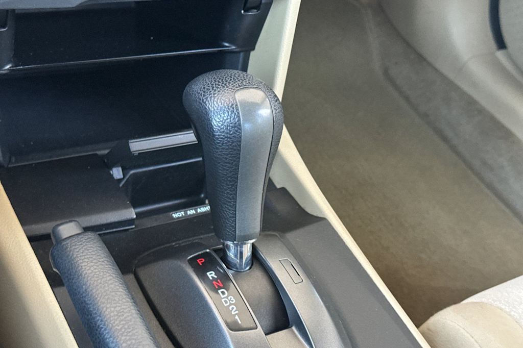Thumbnail: 2010 Honda Accord - 14