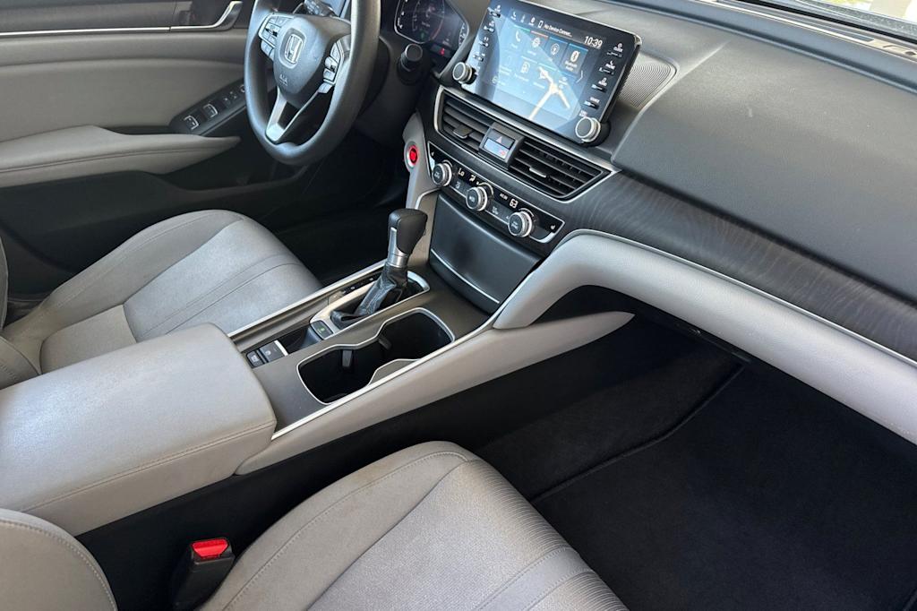 Thumbnail: 2018 Honda Accord - 11