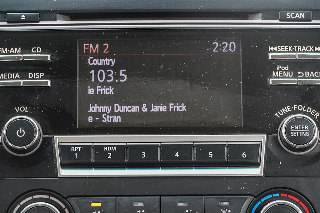 Thumbnail: 2017 Nissan Altima - 13