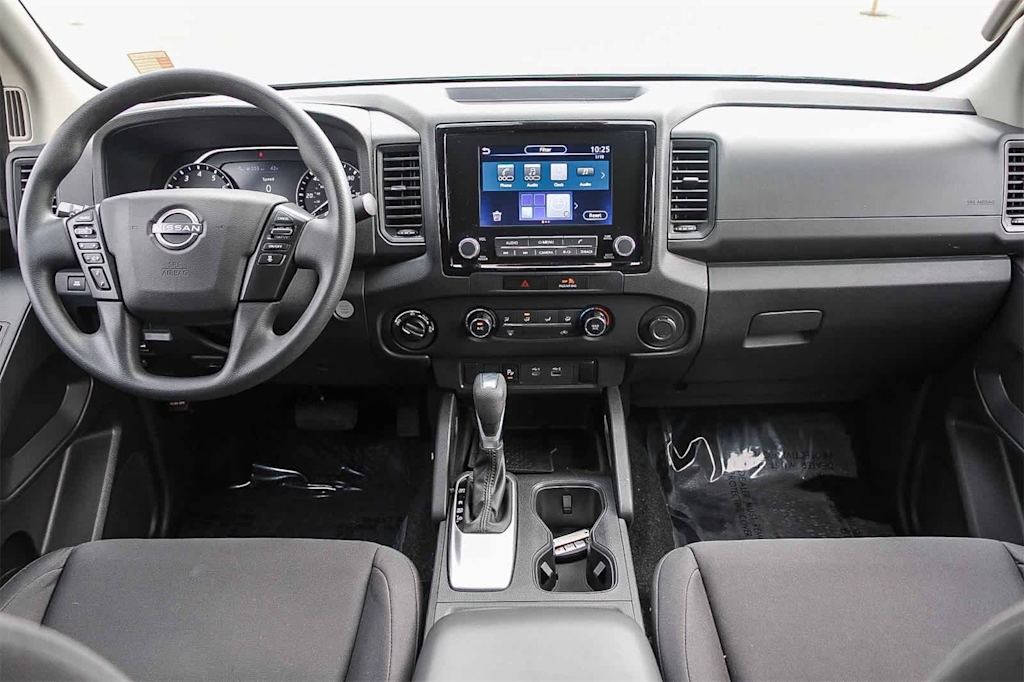 Thumbnail: 2022 Nissan Frontier - 7