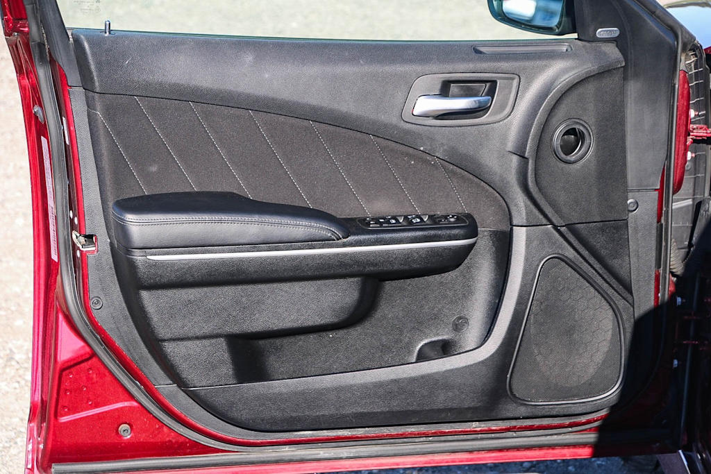 Thumbnail: 2020 Dodge Charger - 22