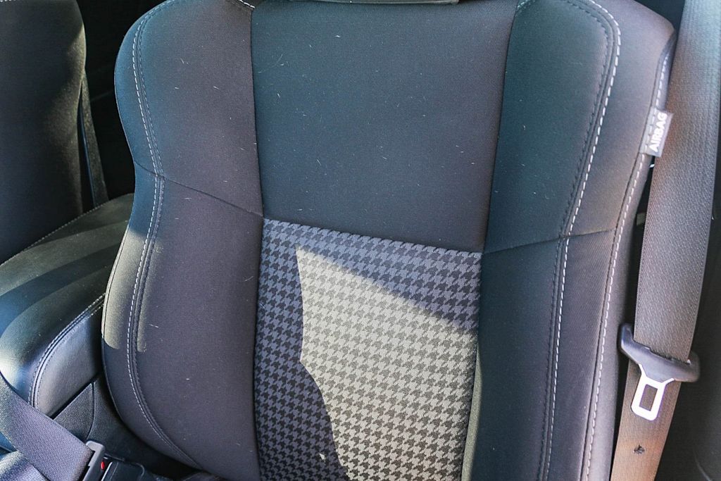 Thumbnail: 2020 Dodge Charger - 25