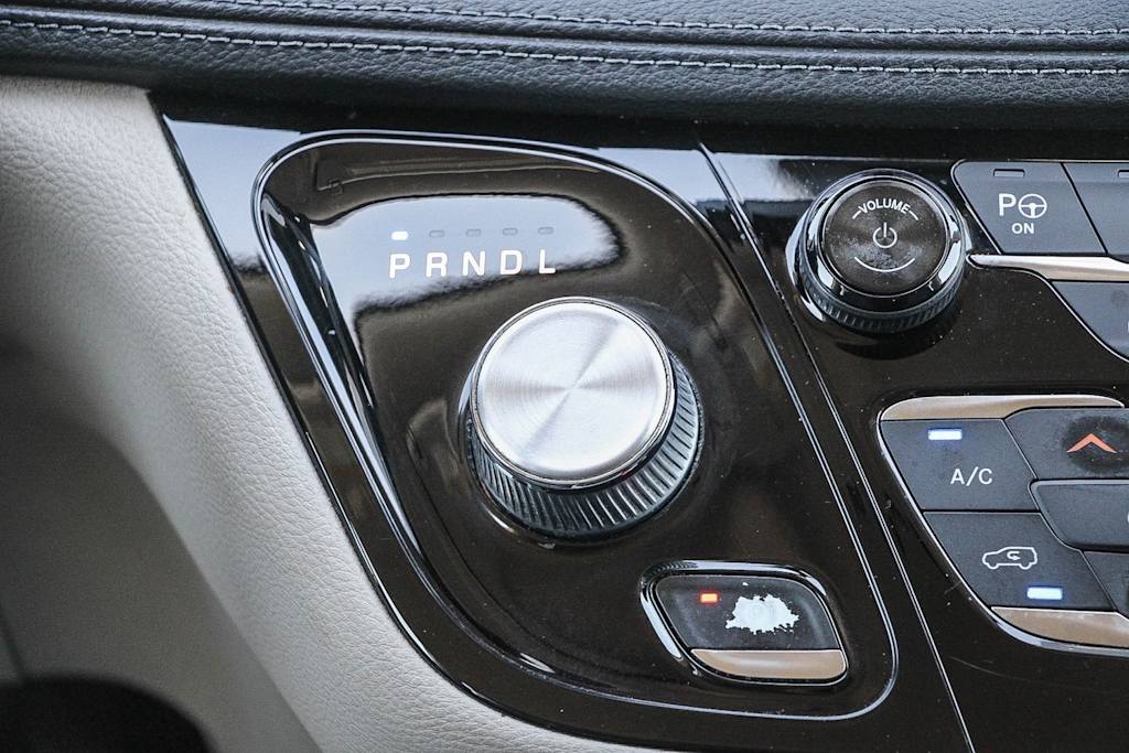 Thumbnail: 2019 Chrysler Pacifica - 22