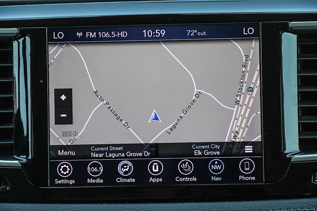 Thumbnail: 2019 Chrysler Pacifica - 21