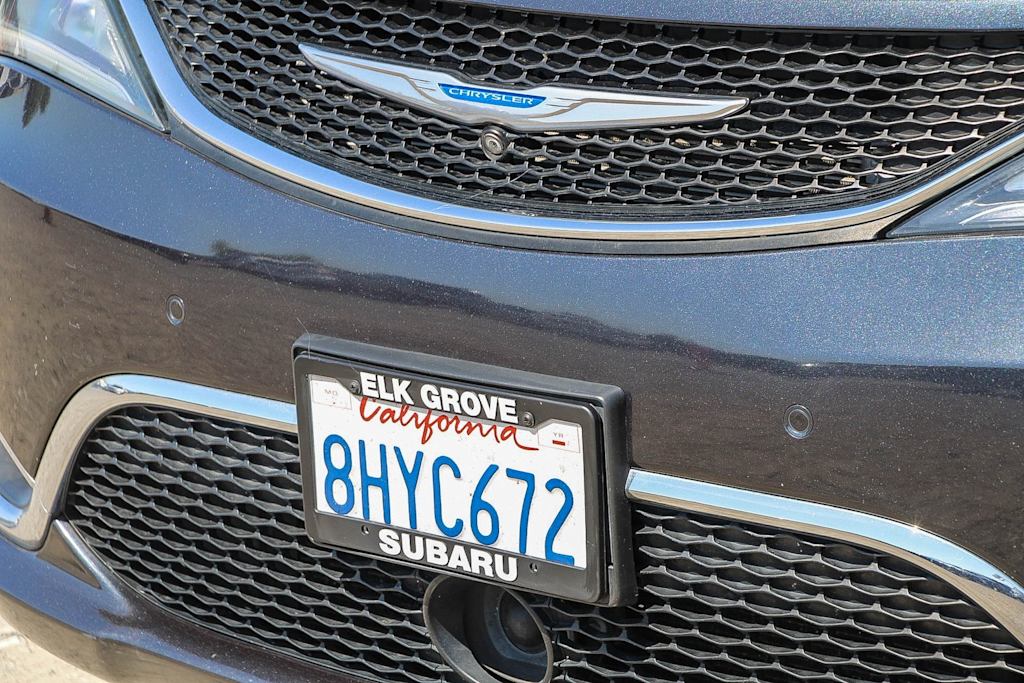 Thumbnail: 2019 Chrysler Pacifica - 6