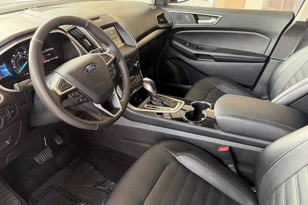 Thumbnail: 2015 Ford Edge - 8