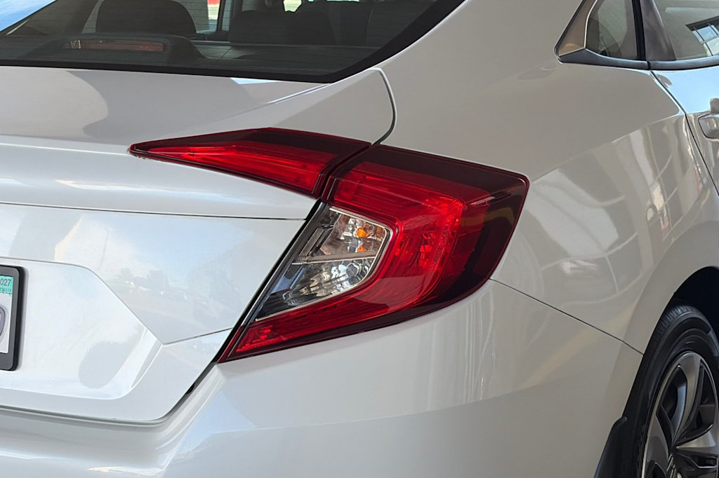 Thumbnail: 2020 Honda Civic - 29