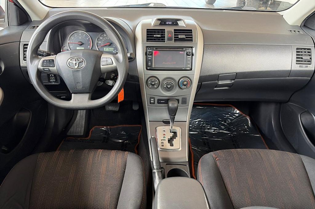 Thumbnail: 2013 Toyota Corolla - 2