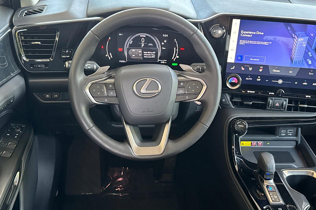 Thumbnail: 2024 Lexus ES - 10