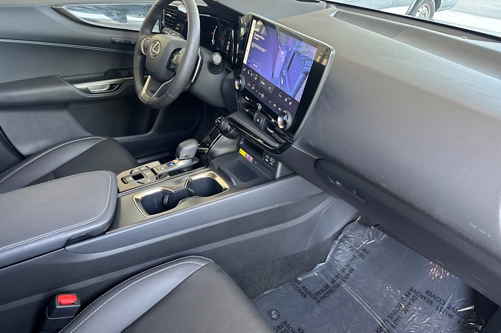 Thumbnail: 2024 Lexus ES - 11