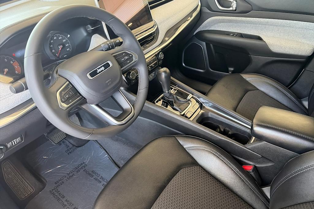 Thumbnail: 2024 Jeep Compass - 6