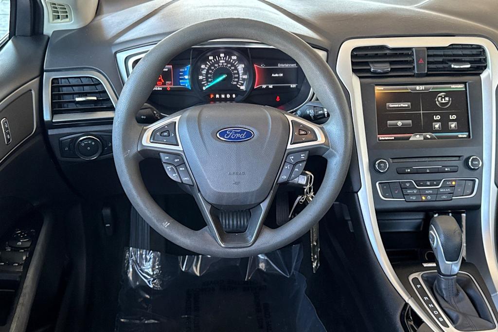 Thumbnail: 2016 Ford Fusion - 11