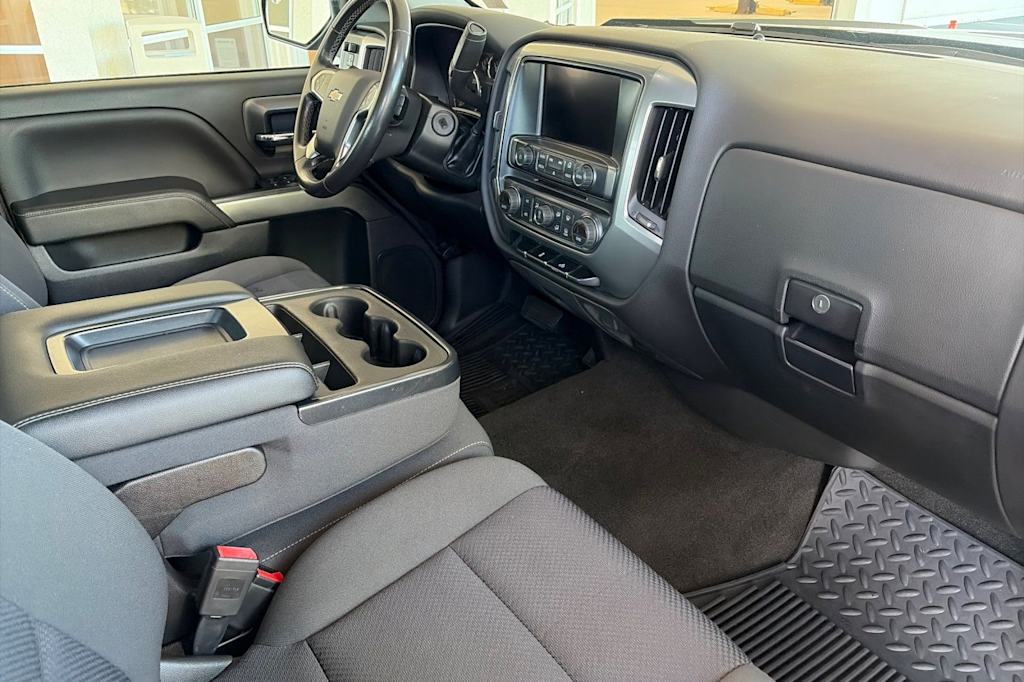 Thumbnail: 2018 Chevrolet Silverado 1500 - 11