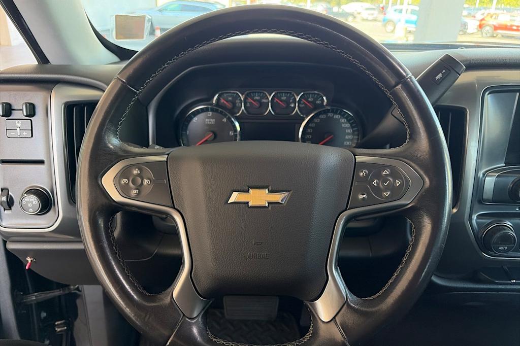 Thumbnail: 2018 Chevrolet Silverado 1500 - 25
