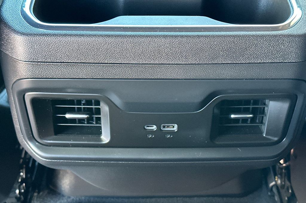 Thumbnail: 2023 Chevrolet Silverado 1500 - 22