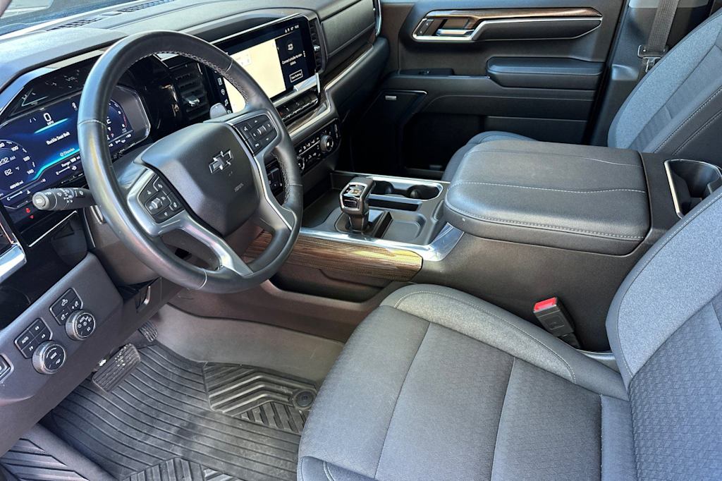 Thumbnail: 2023 Chevrolet Silverado 1500 - 7