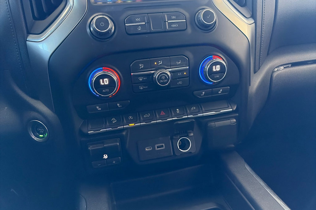 Thumbnail: 2021 Chevrolet Silverado 1500 - 25