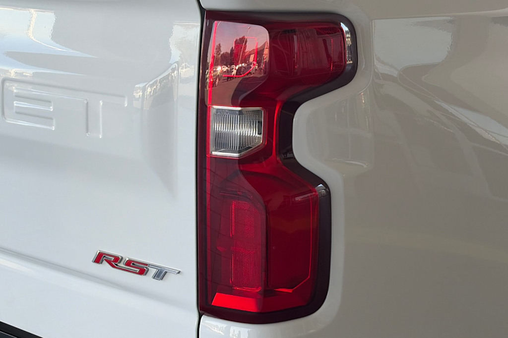 Thumbnail: 2021 Chevrolet Silverado 1500 - 30