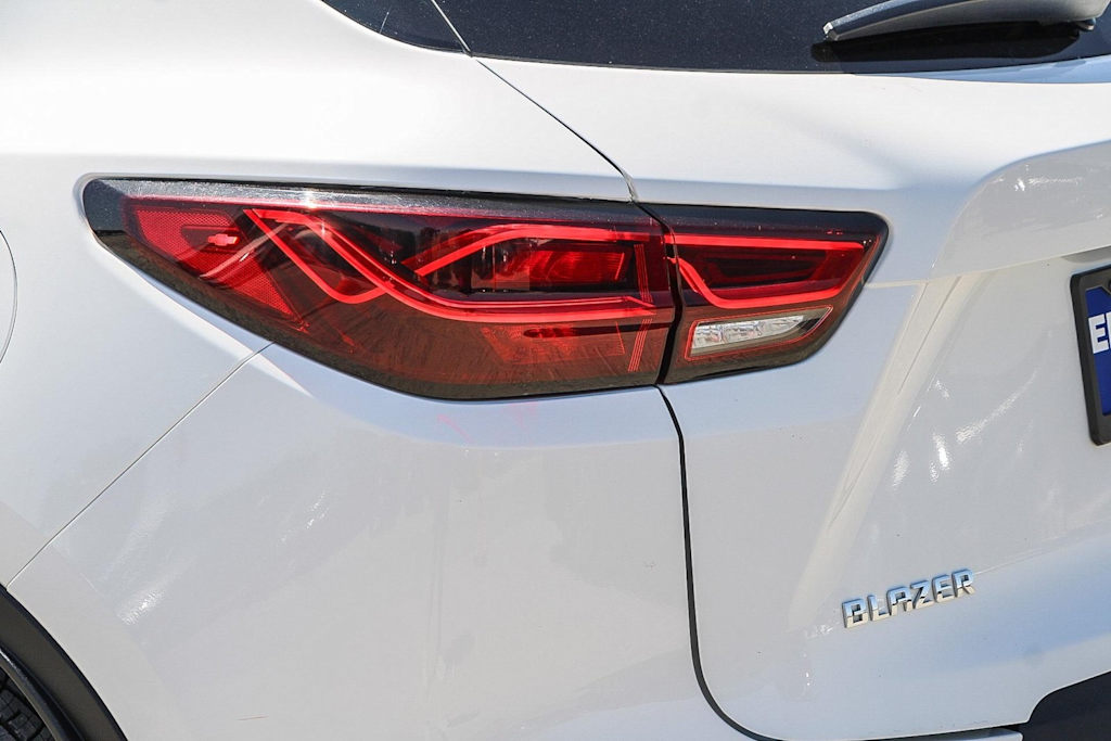 Thumbnail: 2023 Chevrolet Blazer - 21