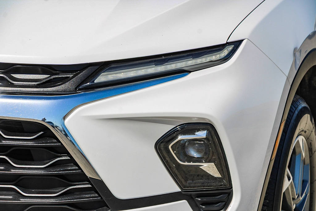 Thumbnail: 2023 Chevrolet Blazer - 15