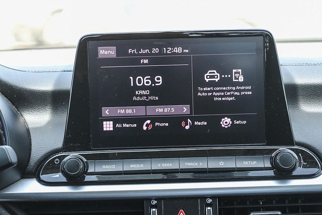 Thumbnail: 2022 Kia Forte - 14