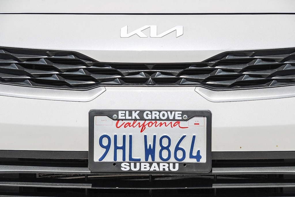 Thumbnail: 2022 Kia Forte - 6