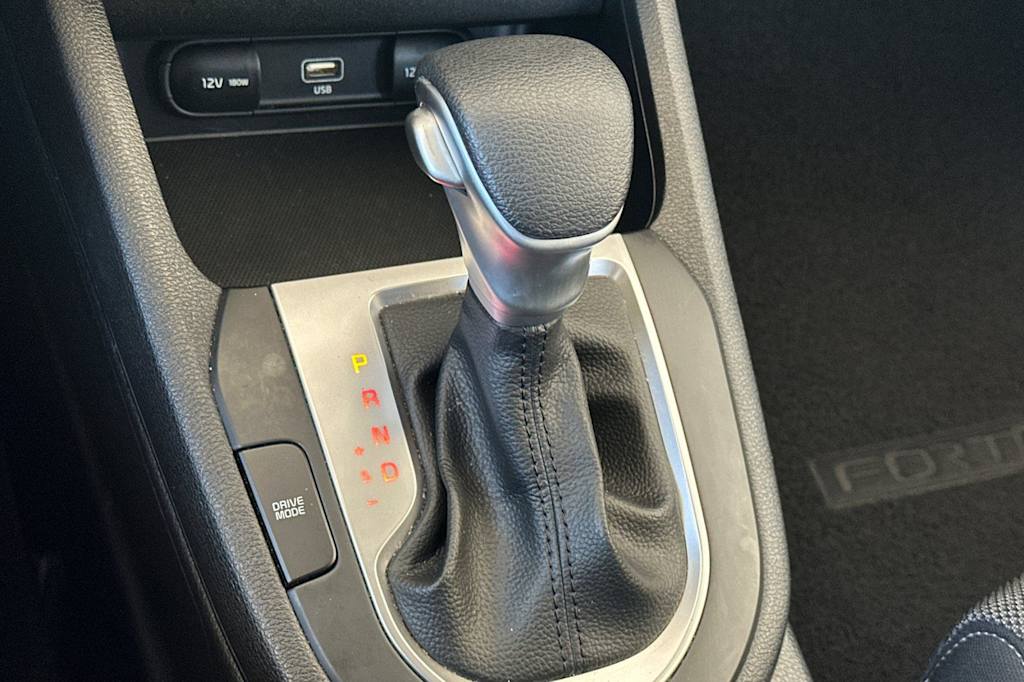 Thumbnail: 2023 Kia Forte - 13