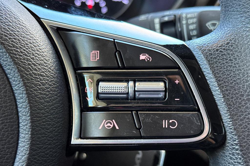 Thumbnail: 2023 Kia Forte - 27