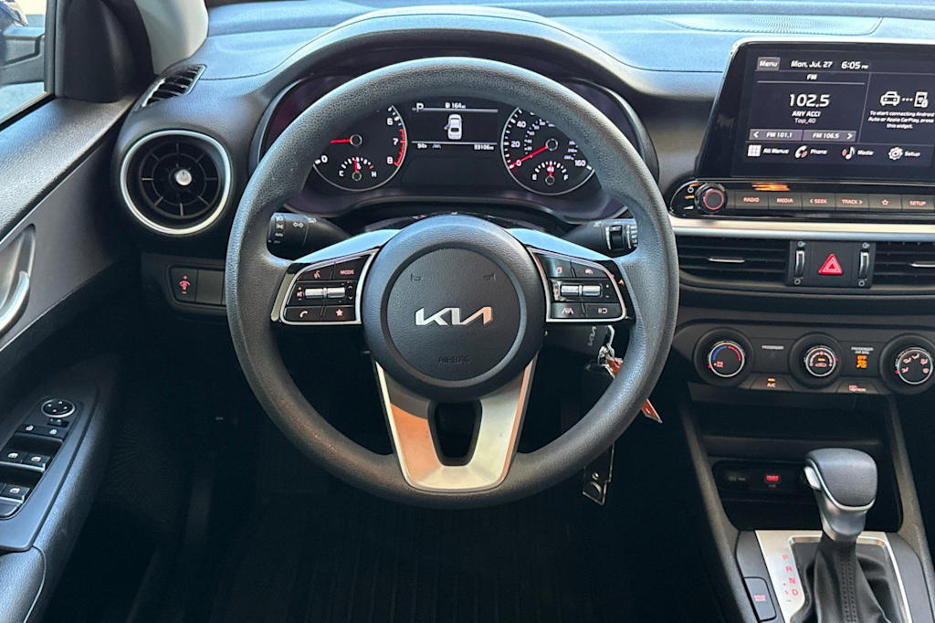 Thumbnail: 2023 Kia Forte - 10